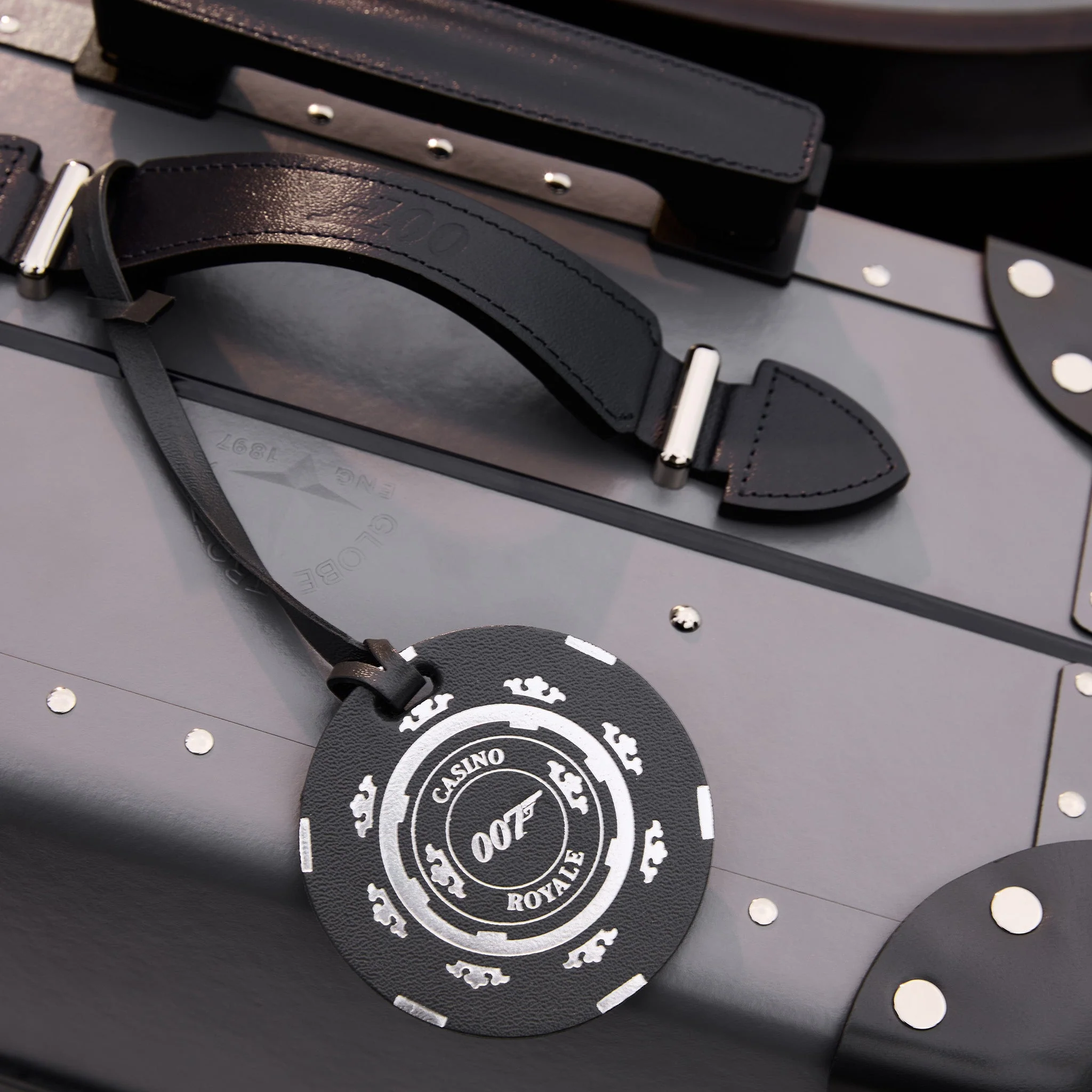 007 Collection · Charms | Poker - Image 3