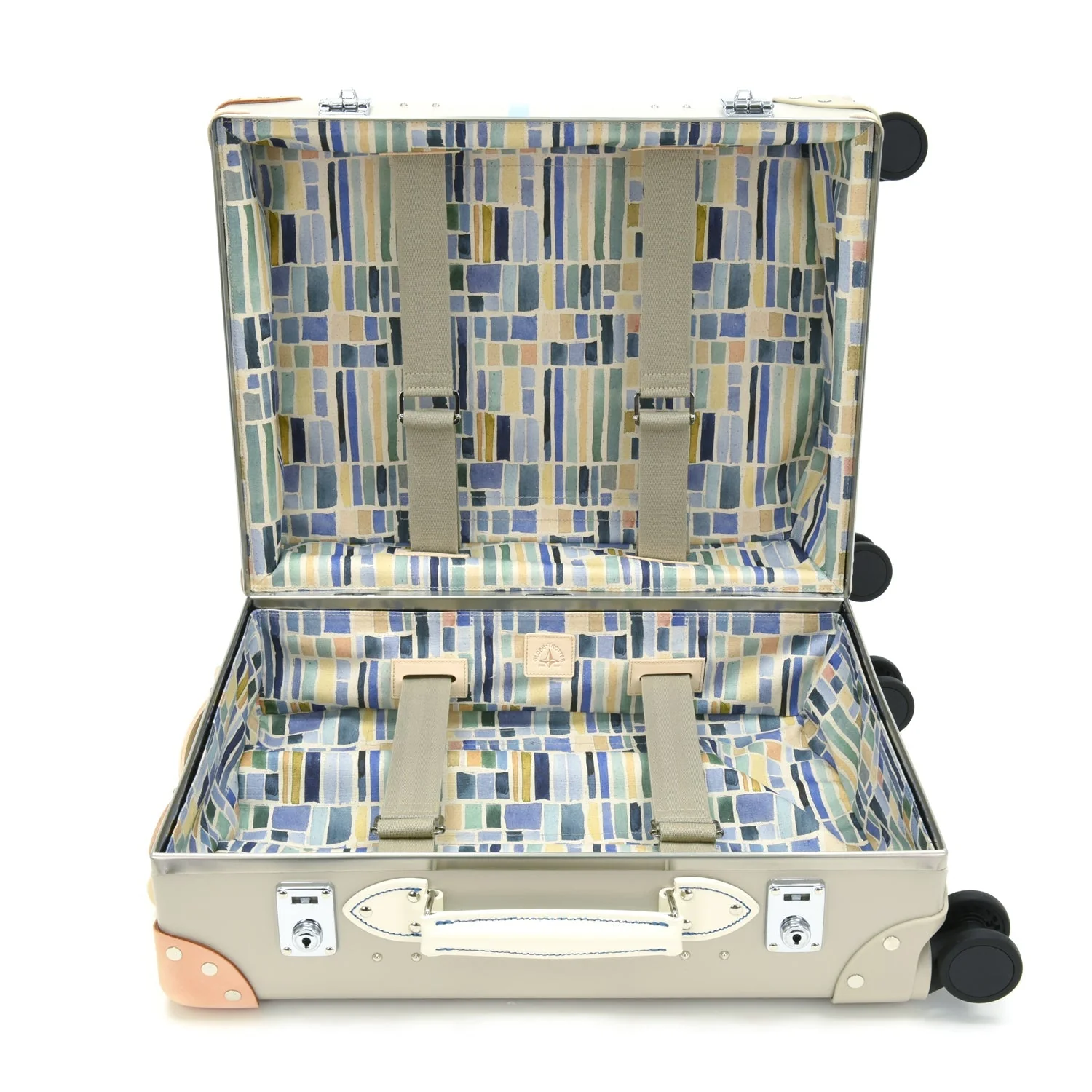 Albion · Carry-On - 4 Wheels | Stone/Natural/Chrome - Image 3