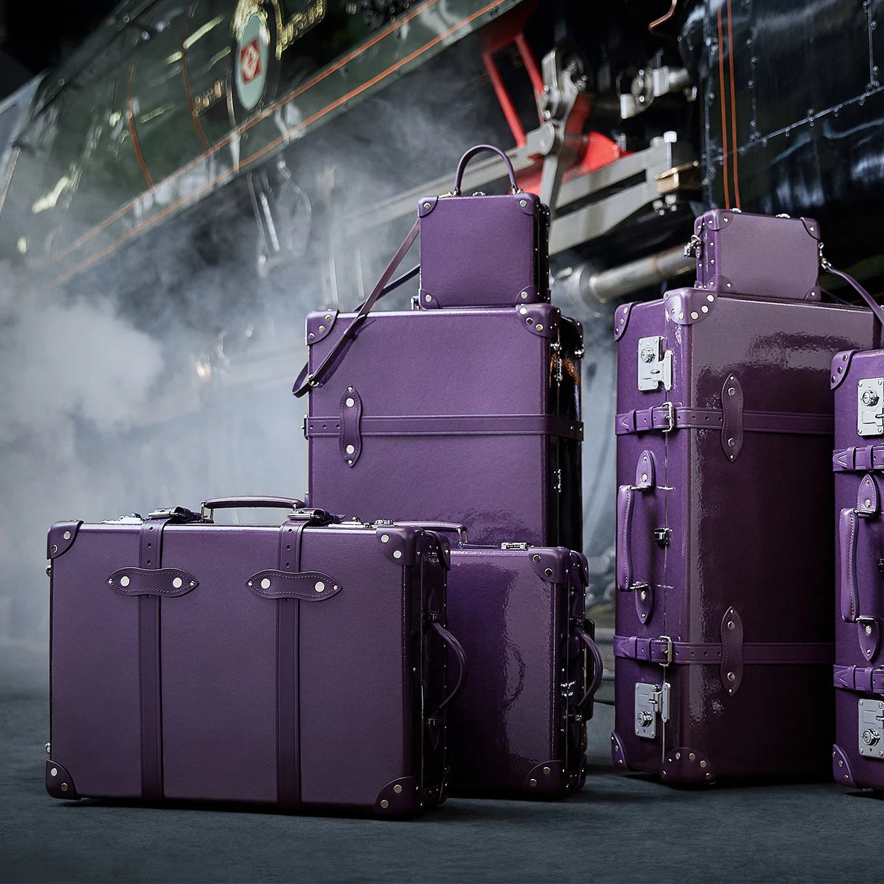 Amethyst · Small Carry-On - 2 Wheels | Amethyst/Amethyst/Chrome - Image 7