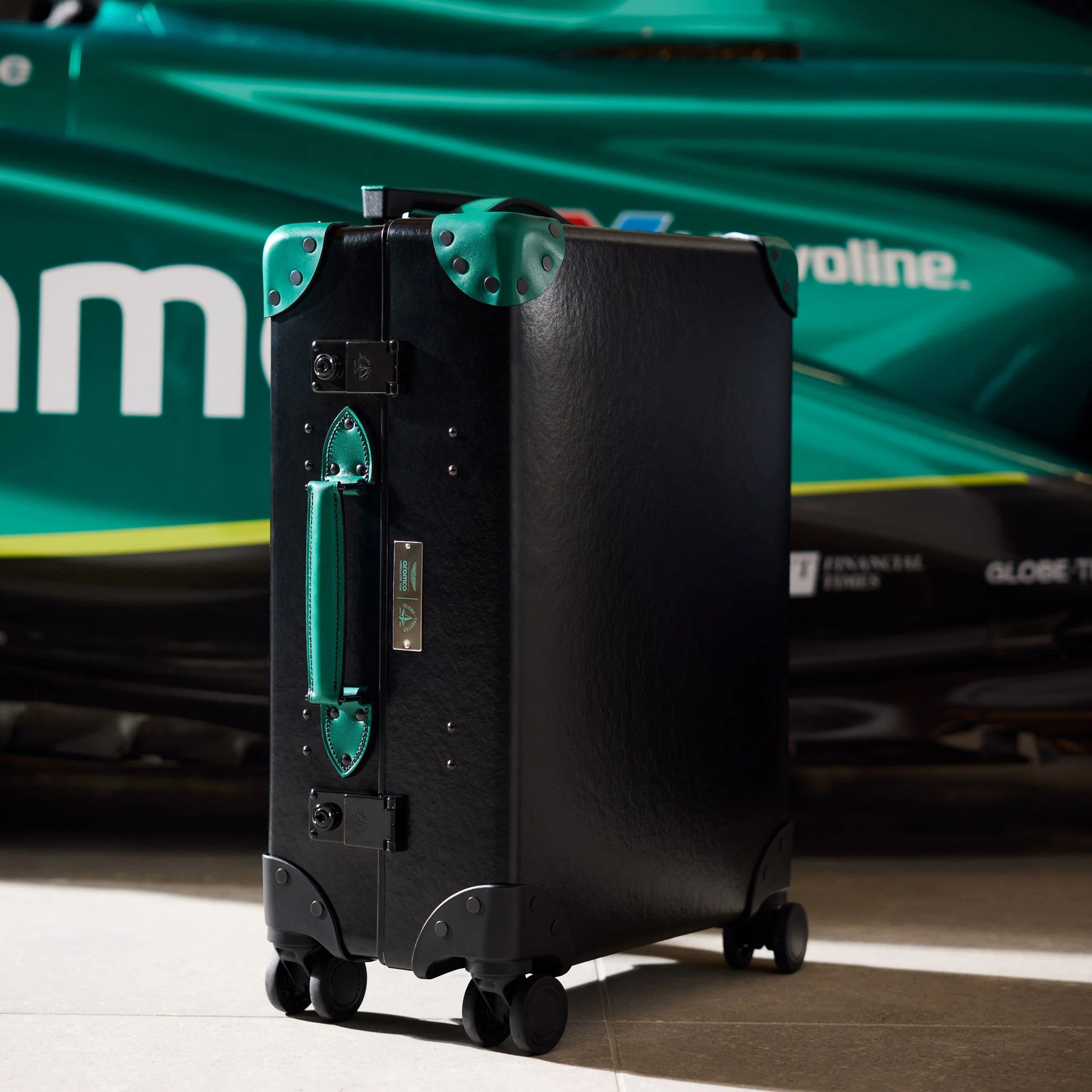 Aston Martin Aramco F1® Team AMR25 · Carry-On - 4 Wheels | Black/Aston Green/Black - Image 3