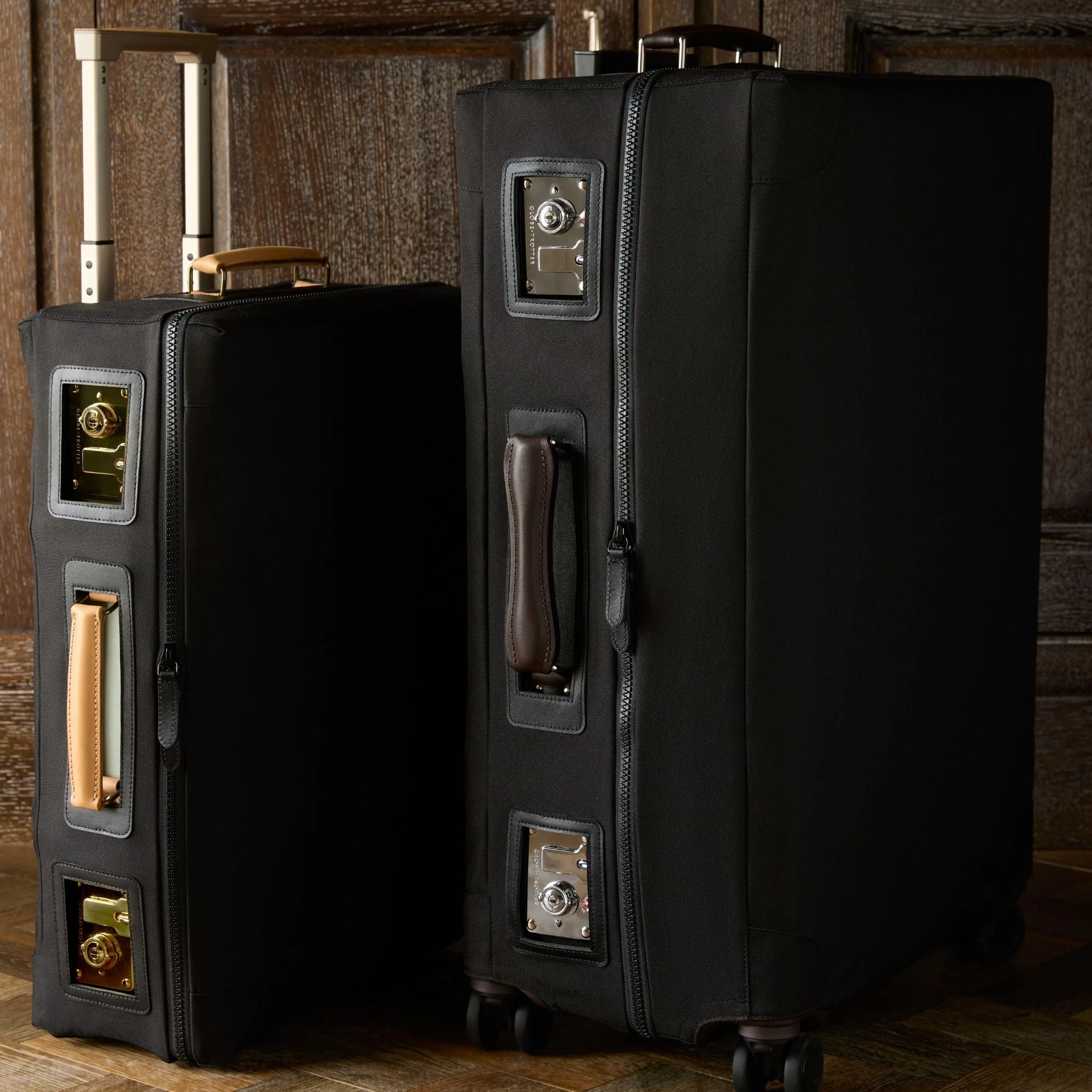 Case Cover · Medium Check-In - 4W | Black - Image 12
