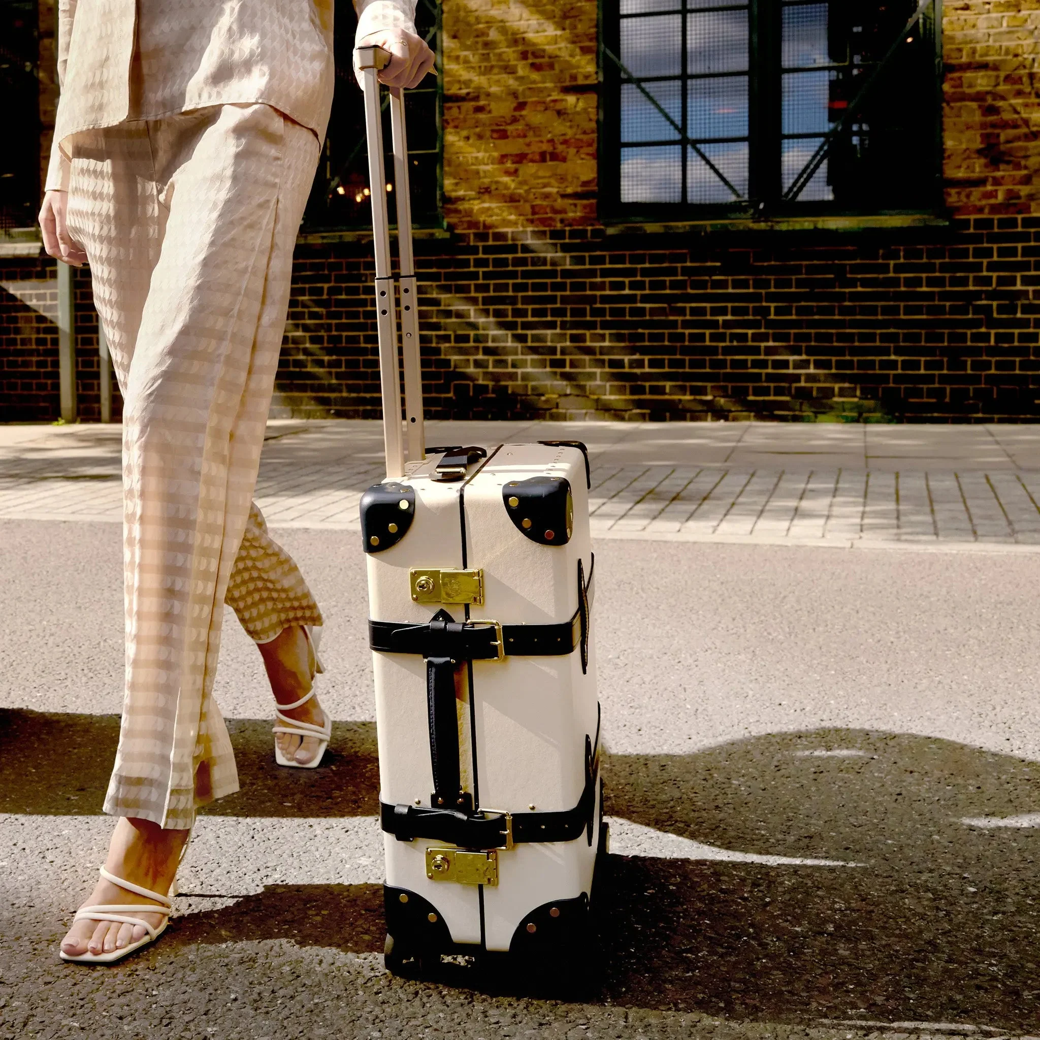 Centenary · Carry-On - 4 Wheels | Ivory/Navy/Gold - Image 10