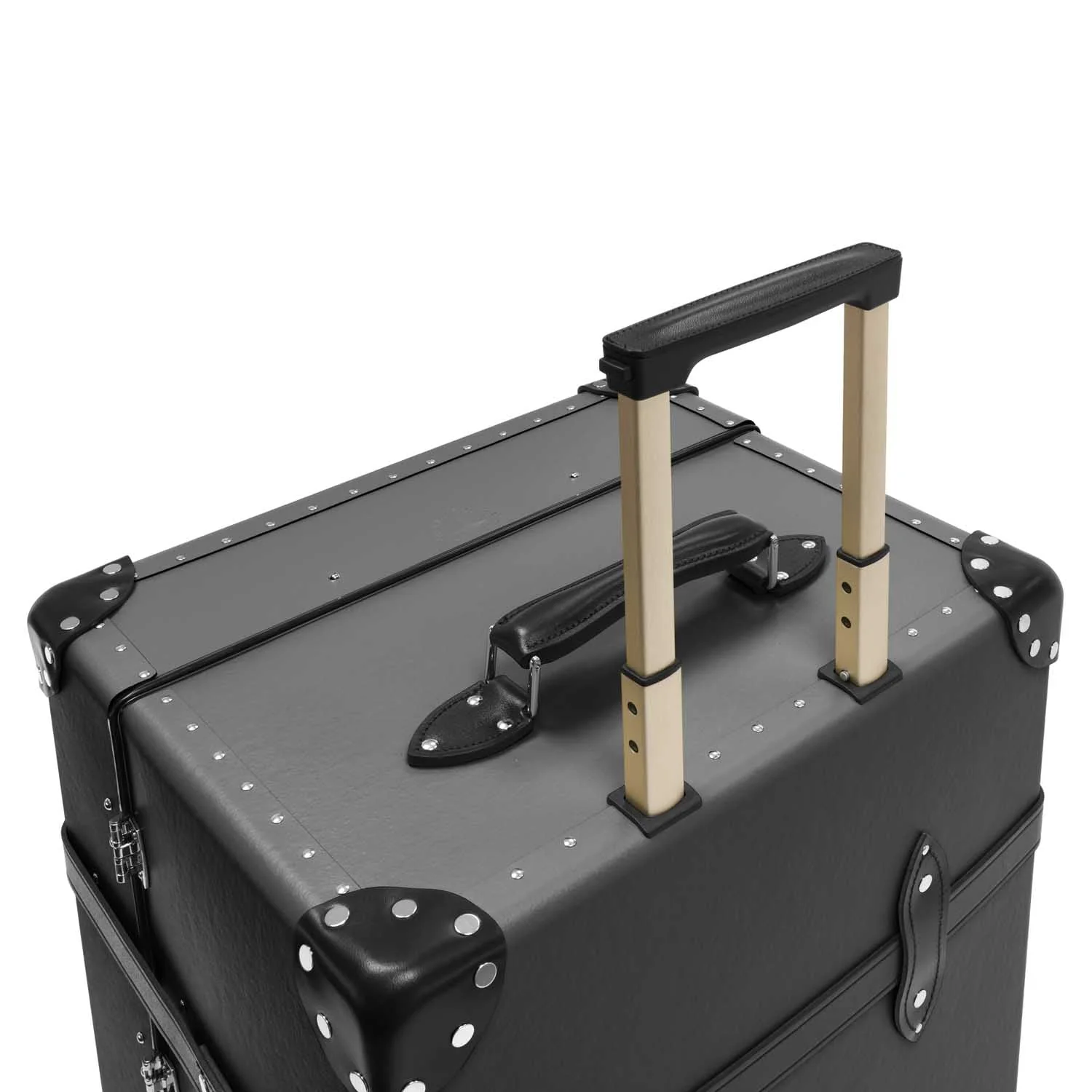 Centenary · XL Trunk - 4 Wheels | Charcoal/Black/Chrome - Image 8