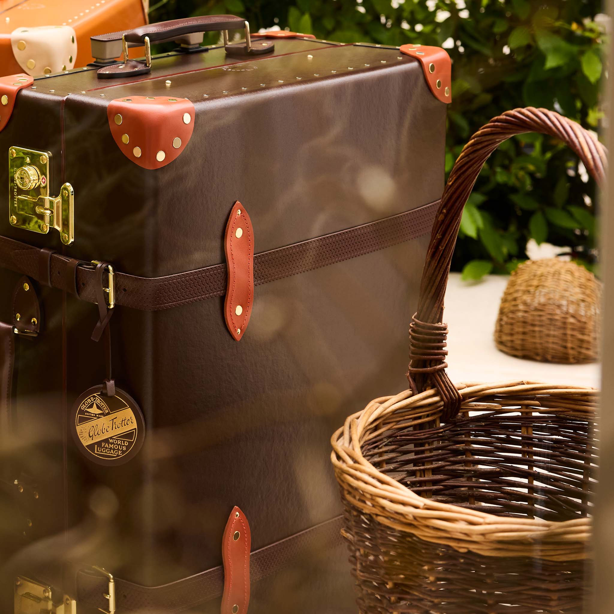 Cotswolds · Large Check-In - 4 Wheels | Brown/Orange/Gold - Image 6