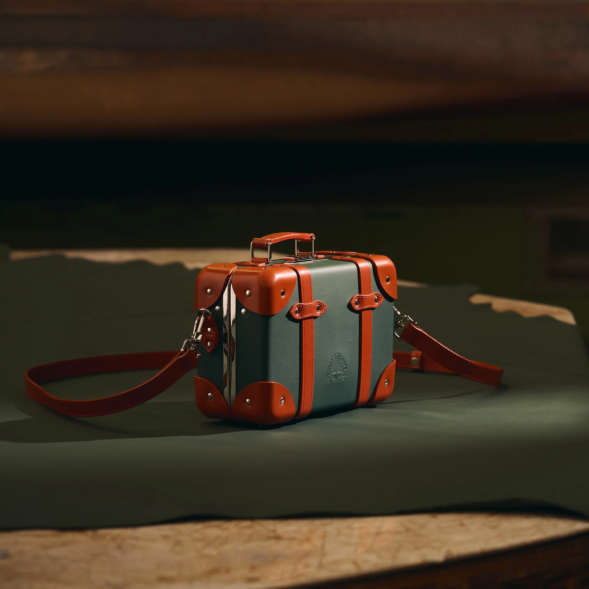 Crafted · Micro Case | Leaf/Orange/Chrome - Image 10
