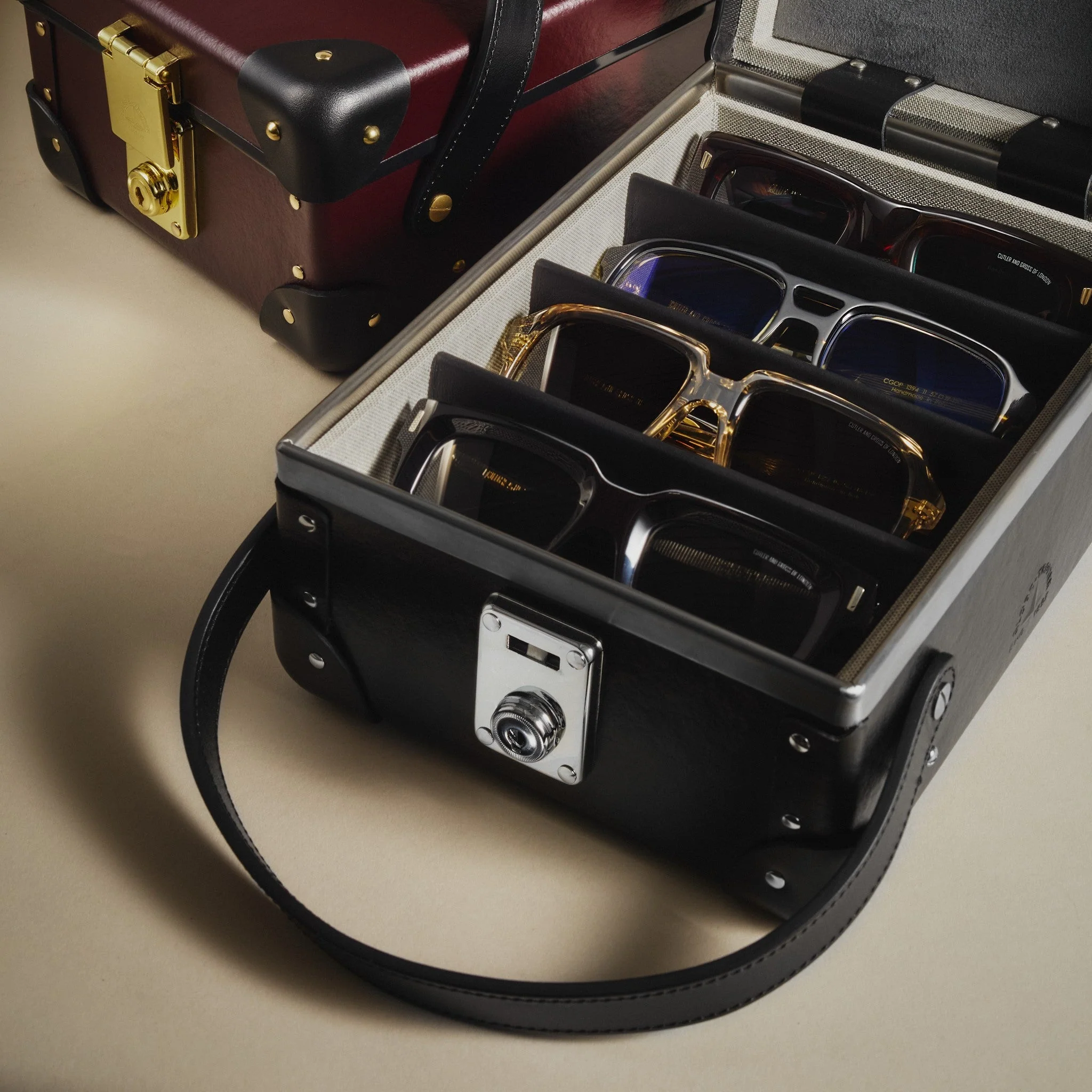 Cutler & Gross · 4-Slot Glasses Cases | Black/Black/Chrome - Image 5