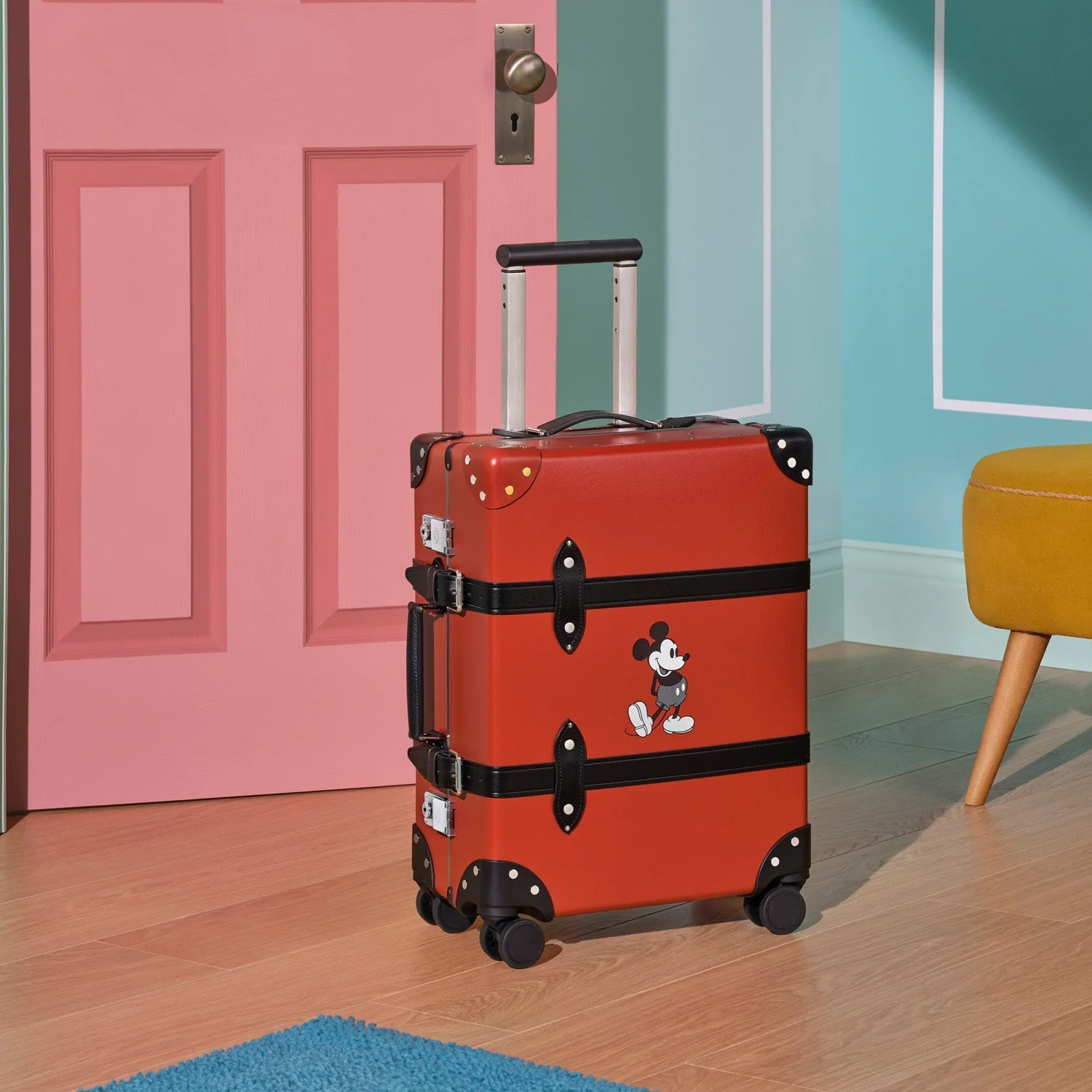 Disney · Carry-On - 4 Wheels | Red/Black/Chrome - Image 5