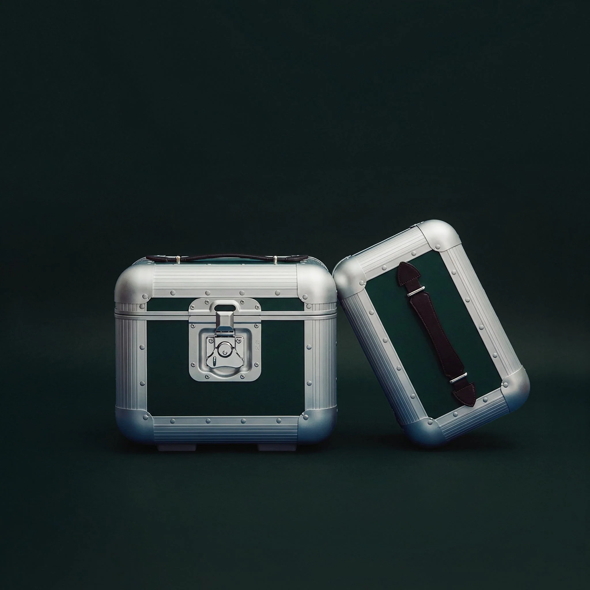 FPM Bank Centenary · Vanity Case | Ocean Green - Image 6