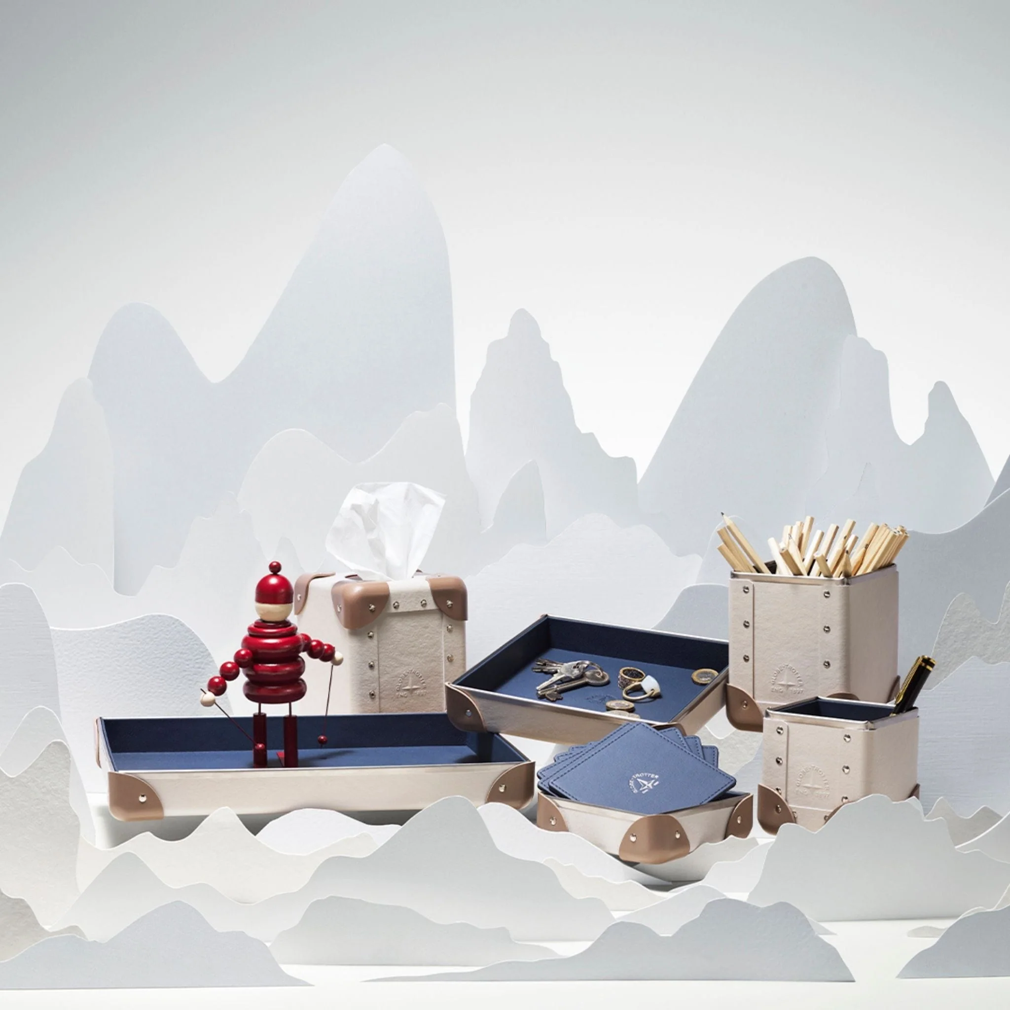 Home Collection · Pen Holder - Large | Chalk/Moss/Chrome - Image 8