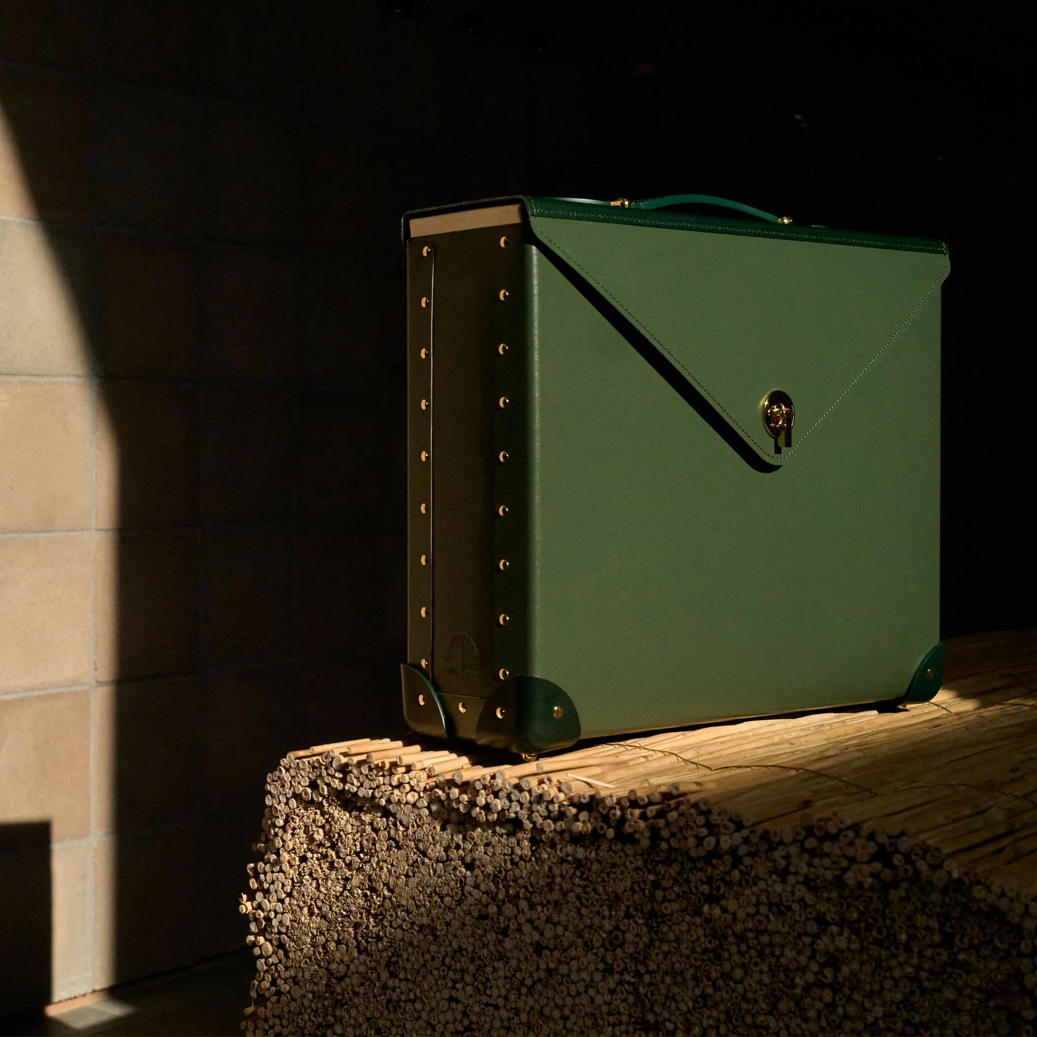 Original · Folio Briefcase | Green/Kerry Green/Gold - Image 8