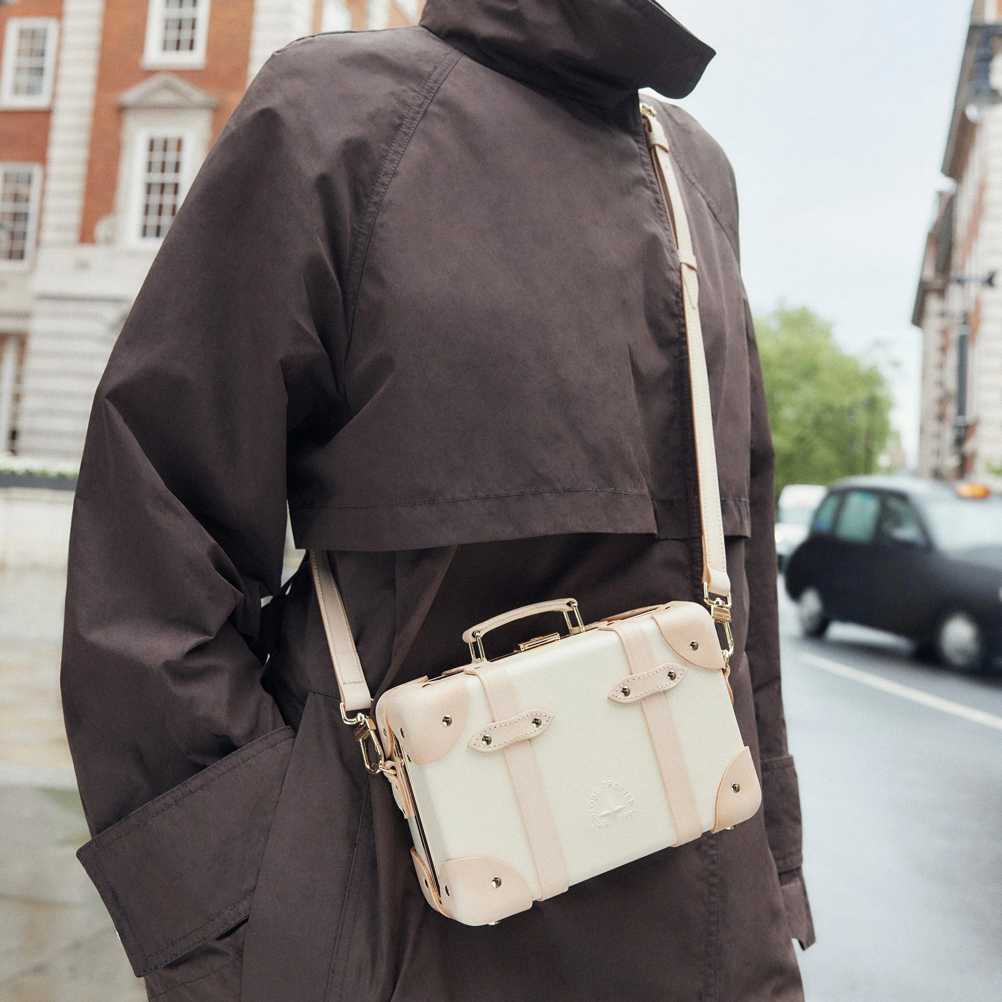 Safari · Micro Case | Ivory/Natural/Gold - Image 6